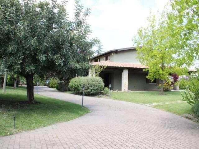 Villa Indipendente in vendita a Puglia, Bari