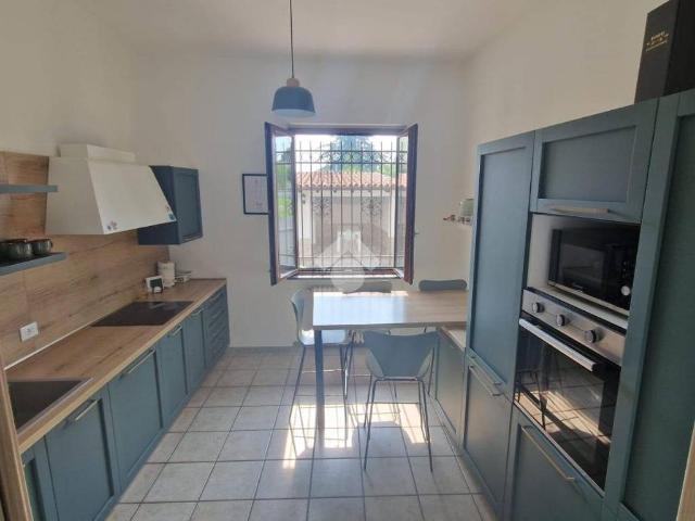 Villa Indipendente in vendita a Corbetta, Lombardia