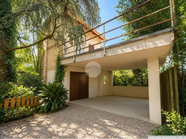 Villa Indipendente in vendita a Castellazzo de' Stampi, Corbetta