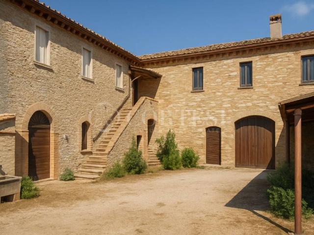 Villa Indipendente in vendita a Corciano, Umbria
