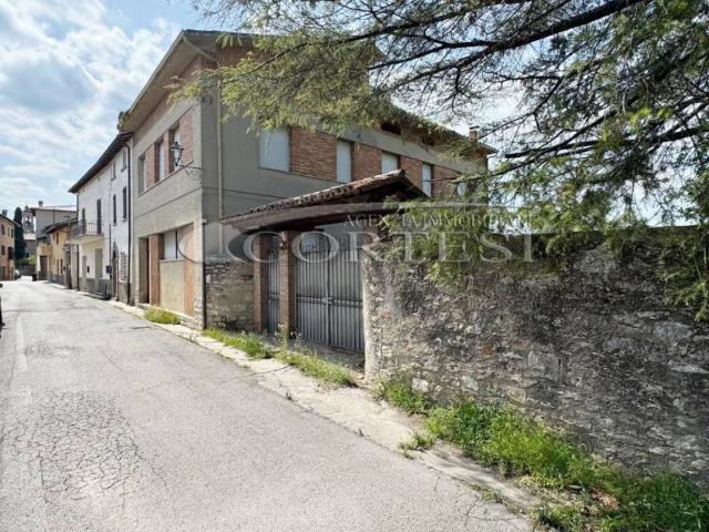 Villa Indipendente in vendita a Chiugiana, Corciano