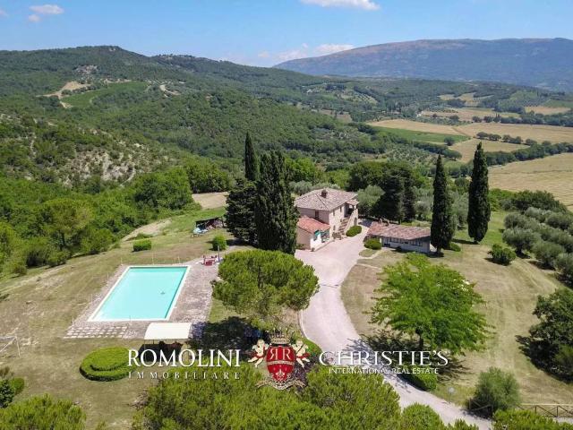 Villa Indipendente in vendita a Corciano, Umbria