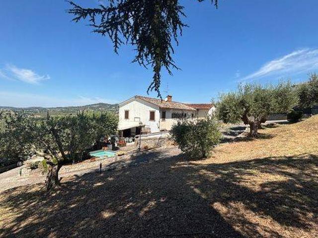 Villa Indipendente in vendita a Mantignana, Corciano