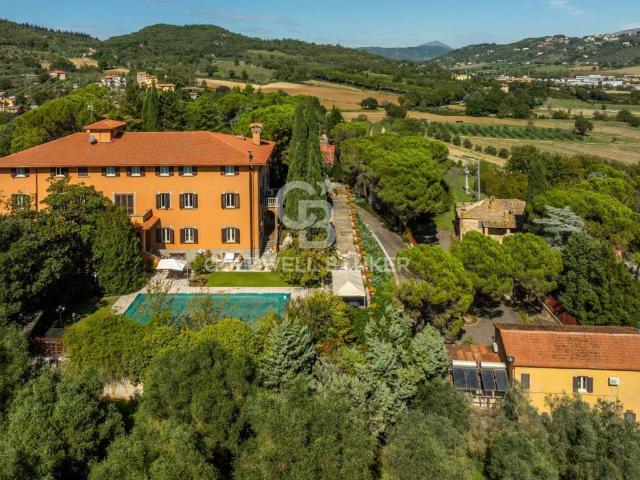 Villa Indipendente in vendita a Corciano, Umbria