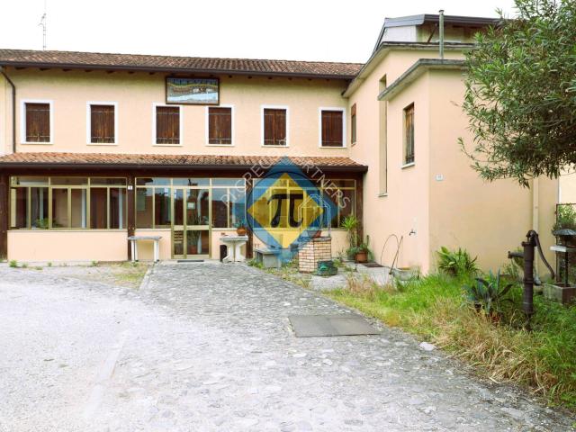 Villa Indipendente in vendita a Tramit, Cordenons