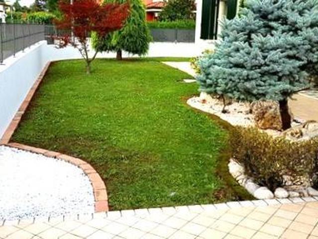 Villa Indipendente in vendita a Sclavons, Cordenons