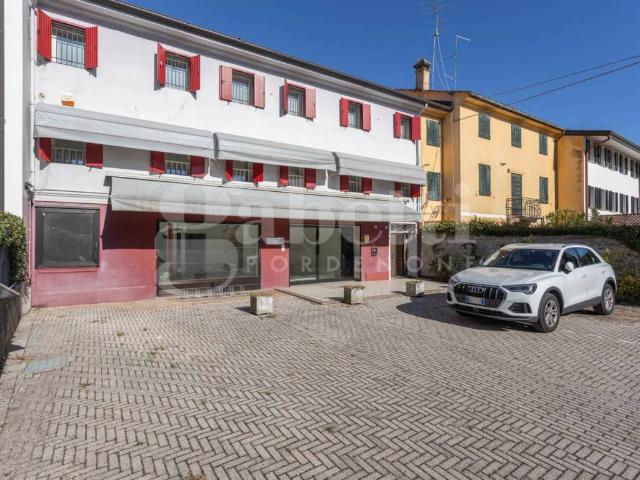 Villa Indipendente in vendita a Romans, Cordenons