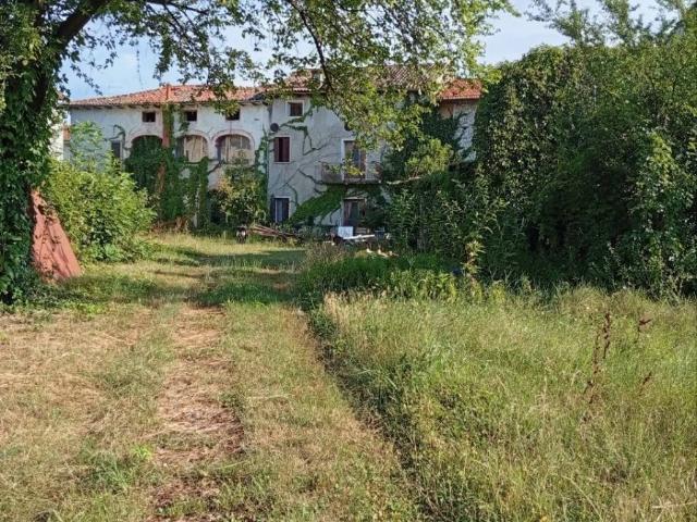 Villa Indipendente in vendita a San Giacomo, Cordenons