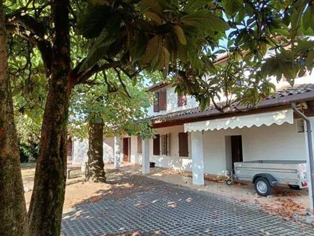 Villa Indipendente in vendita a San Giacomo, Cordenons