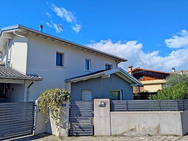 Villa Indipendente in vendita a Tramit, Cordenons