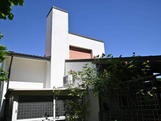 Villa Indipendente in vendita a Sclavons, Cordenons