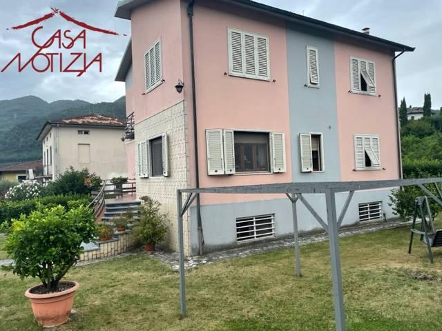 Villa Indipendente in vendita a Unione dei comuni Media Valle del Serchio, Coreglia Antelminelli