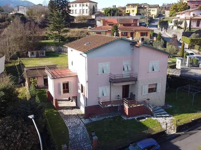 Villa Indipendente in vendita a Unione dei comuni Media Valle del Serchio, Coreglia Antelminelli