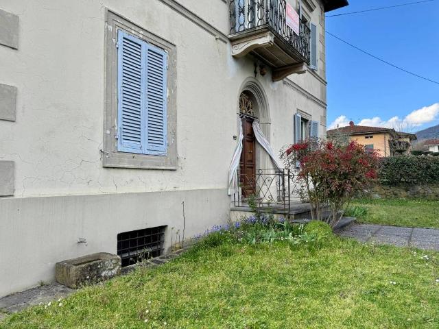 Villa Indipendente in vendita a Unione dei comuni Media Valle del Serchio, Coreglia Antelminelli