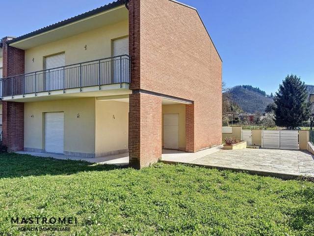 Villa Indipendente in vendita a Unione dei comuni Media Valle del Serchio, Coreglia Antelminelli