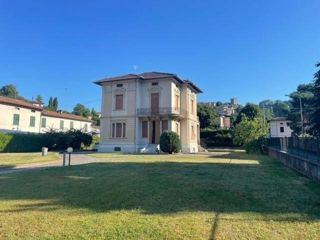 Villa Indipendente in vendita a Unione dei comuni Media Valle del Serchio, Coreglia Antelminelli
