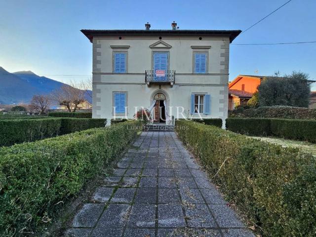 Villa Indipendente in vendita a Unione dei comuni Media Valle del Serchio, Coreglia Antelminelli
