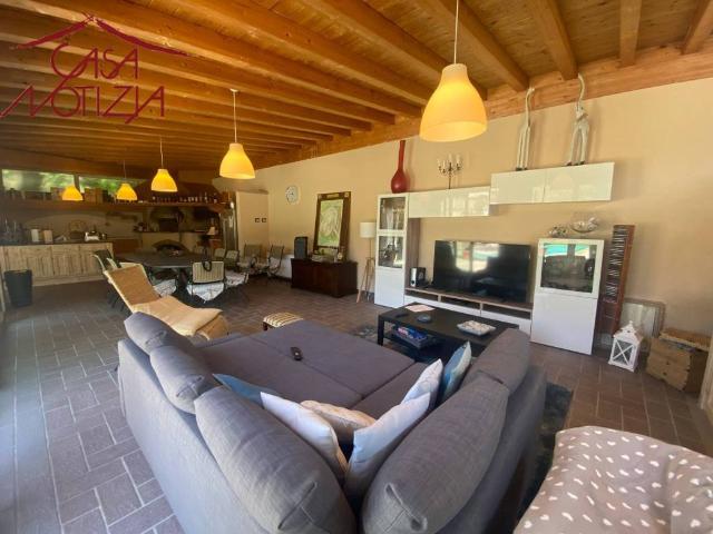 Villa Indipendente in vendita a Unione dei comuni Media Valle del Serchio, Coreglia Antelminelli