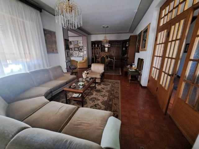 Villa Indipendente in vendita a Unione dei comuni Media Valle del Serchio, Coreglia Antelminelli