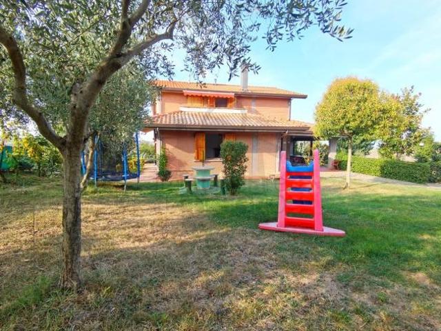 Villa Indipendente in vendita a Coriano, Reggio Emilia