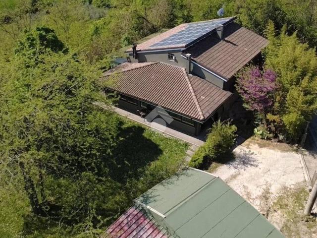 Villa Indipendente in vendita a Coriano, Reggio Emilia