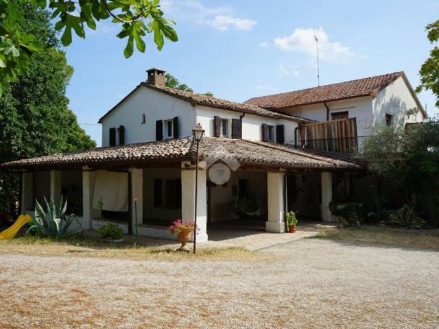 Villa Indipendente in vendita a Coriano, Reggio Emilia