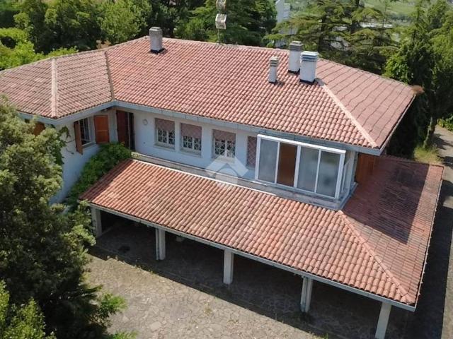 Villa Indipendente in vendita a Cerasolo Ausa, Coriano