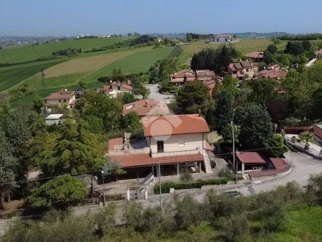 Villa Indipendente in vendita a Coriano, Reggio Emilia