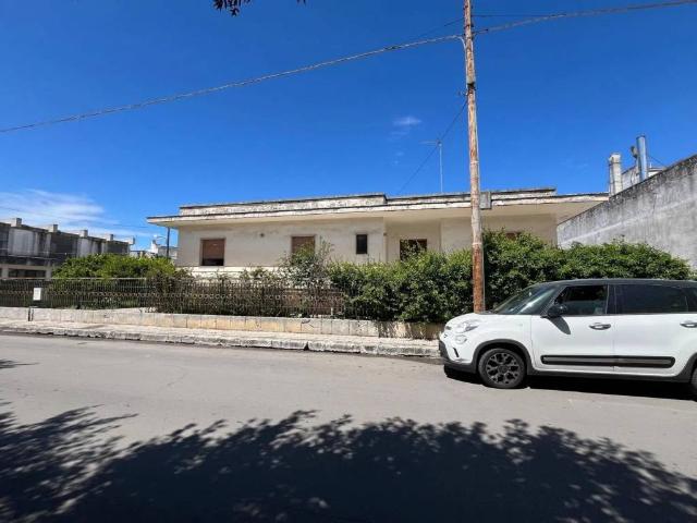 Villa Indipendente in vendita a Puglia, Lecce