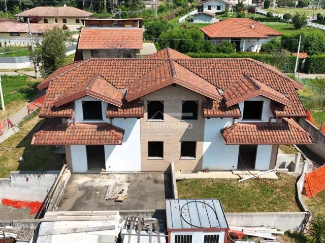 Villa Indipendente in vendita a Unione Montana di Comuni delle Valli di Lanzo, Ceronda e Casternone, Piemonte