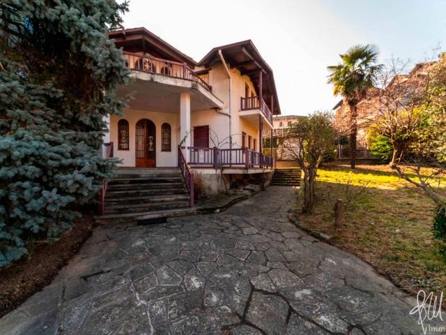 Villa Indipendente in vendita a Unione Montana di Comuni delle Valli di Lanzo, Ceronda e Casternone, Piemonte