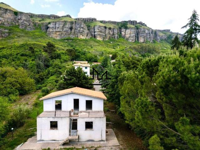 Villa Indipendente in vendita a Corleone, Sicilia