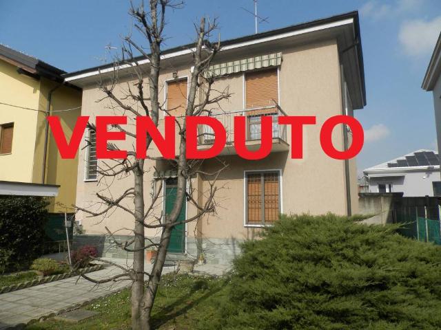 Villa Indipendente in vendita a Zona Omogenea Milano Nord, Cormano