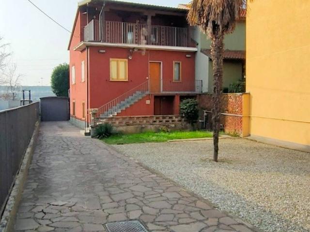Villa Indipendente in vendita a Zona Omogenea Milano Nord, Cormano