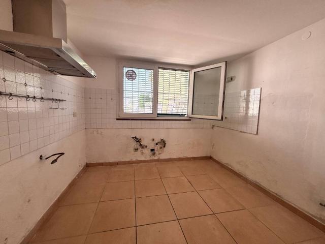 Villa Indipendente in vendita a Cormons, Friuli-Venezia Giulia
