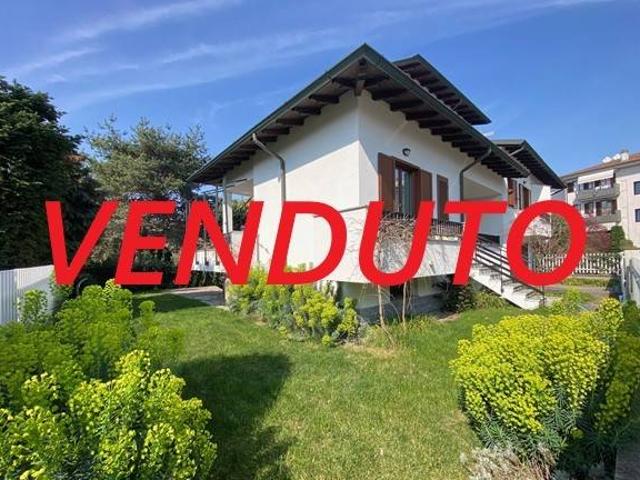 Villa Indipendente in vendita a Cascina Torrette, Cornaredo