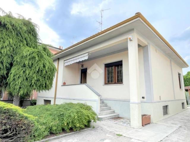 Villa Indipendente in vendita a Cascina Croce, Cornaredo