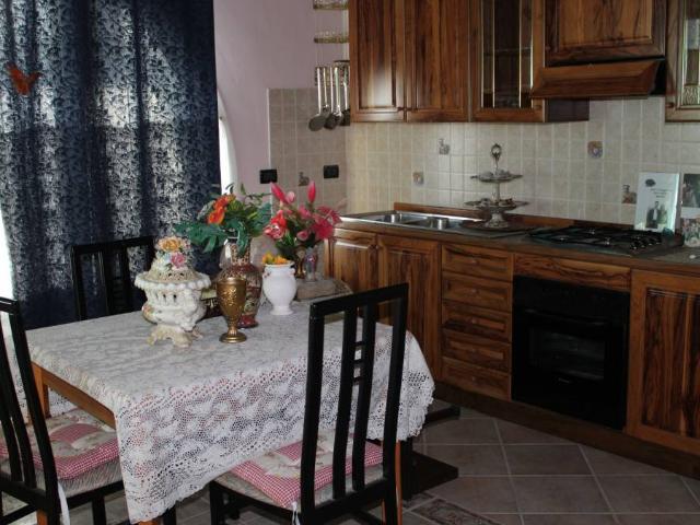 Villa Indipendente in vendita a Canova, Cornedo Vicentino