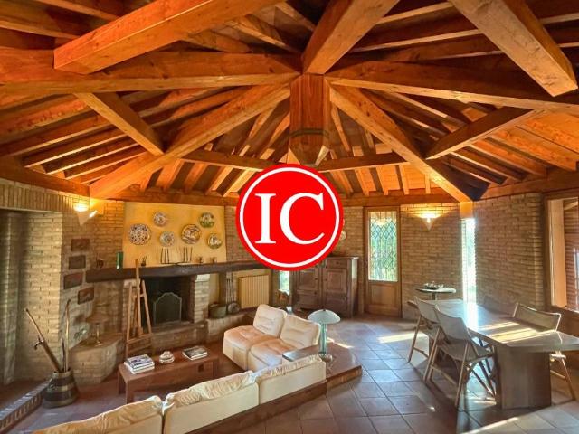 Villa Indipendente in vendita a Cornegliano Laudense, Lombardia