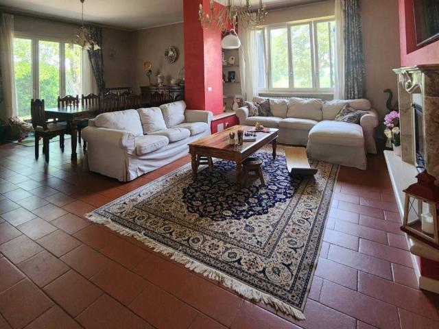 Villa Indipendente in vendita a San Rocco, Corno Giovine