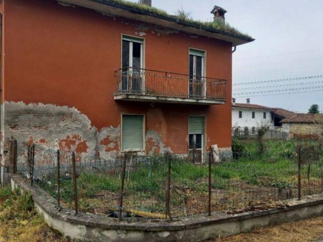 Villa Indipendente in vendita a Cornovecchio, Lombardia