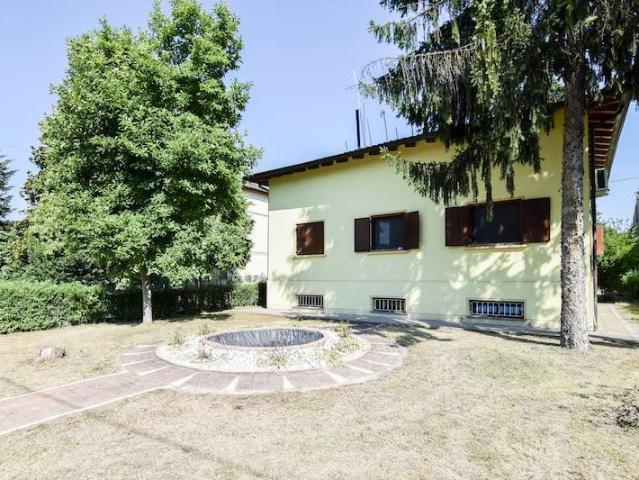 Villa Indipendente in vendita a Pianura Reggiana, Re