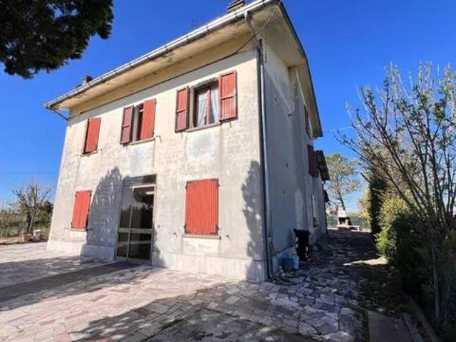Villa Indipendente in vendita a Pianura Reggiana, Re