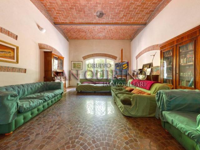 Villa Indipendente in vendita a Pianura Reggiana, Re