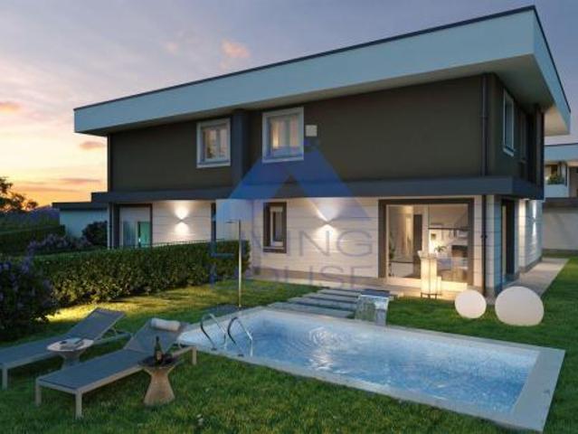 Villa Indipendente in vendita a Correzzana, Lombardia