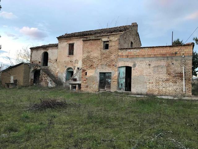 Villa Indipendente in vendita a Unione dei Comuni della Val Vibrata, Corropoli