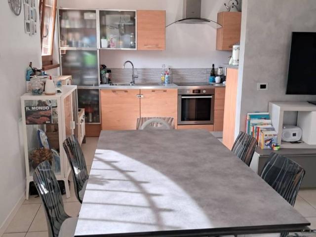 Villa Indipendente in vendita a Corte Franca, Lombardia