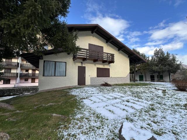 Villa Indipendente in vendita a Comunità montana della valle Camonica, Corteno Golgi