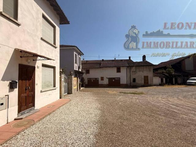 Villa Indipendente in vendita a Corteolona, Corteolona e Genzone