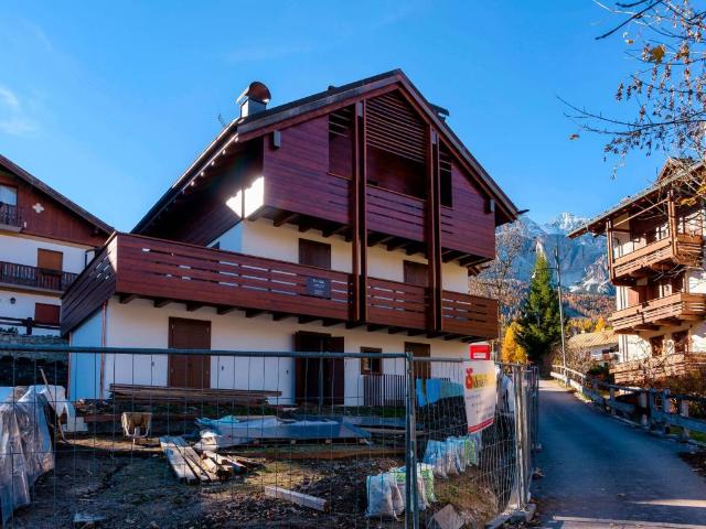 Villa Indipendente in vendita a Crignes, Cortina D'ampezzo